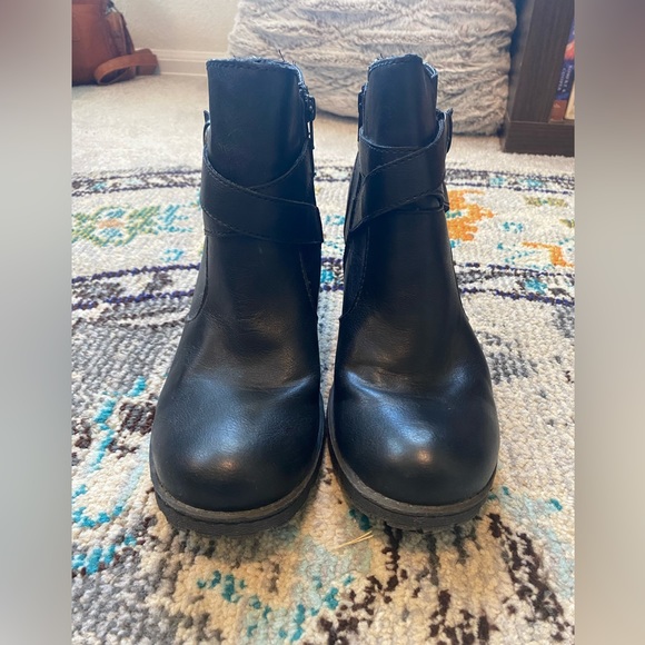 Born Concepts women’s black block heel bootie size 8 - Picture 6 of 6